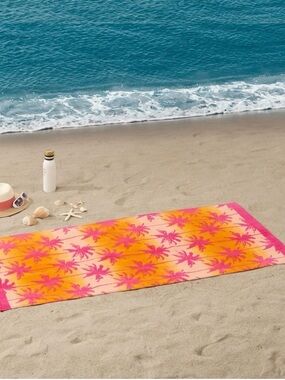 Mainstays Orange and Pink Palm Print Beach Towel